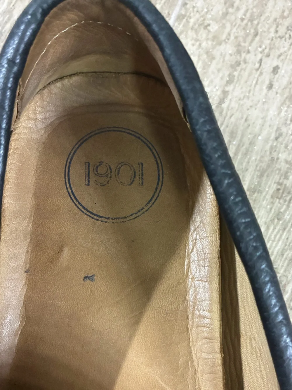 1901 Men’s Black Leather Penny Loafers Driving Shoes Size 9.5 M